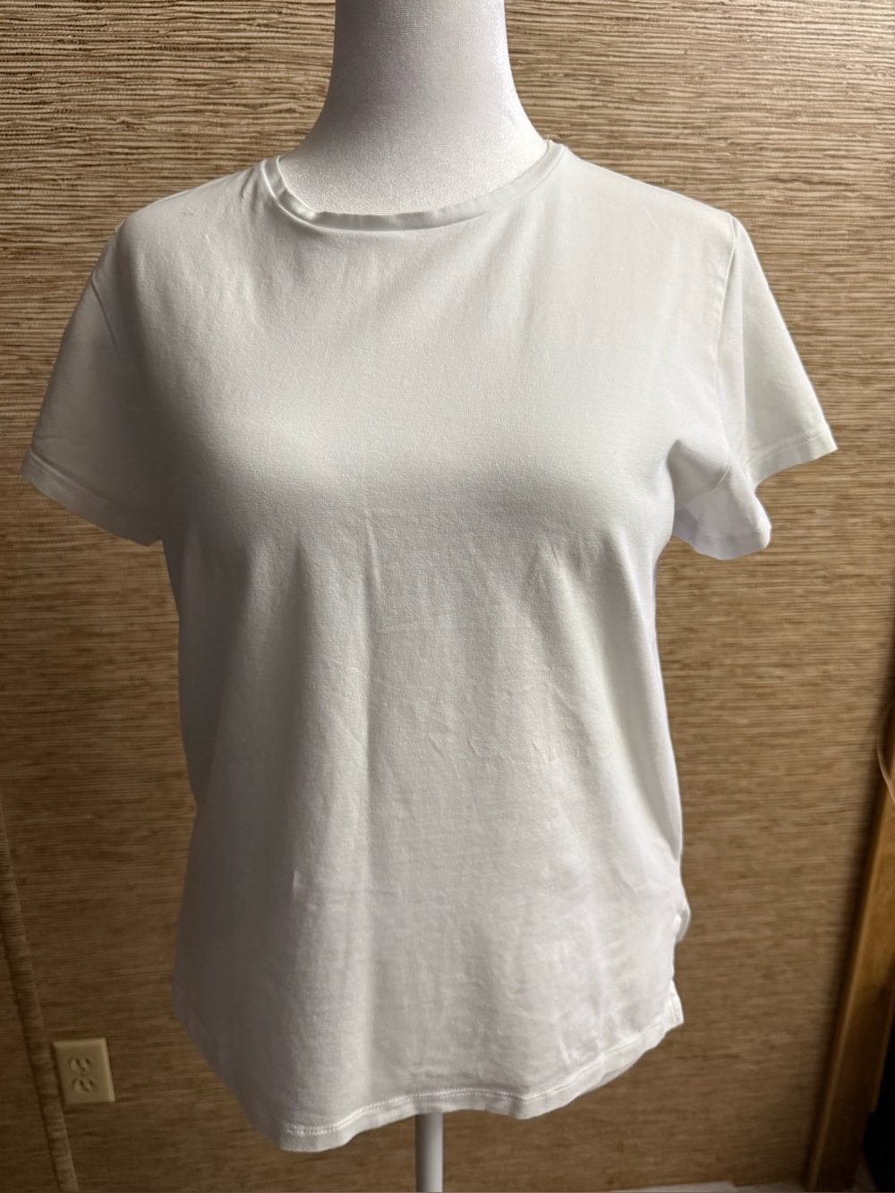 Saint + Sofia T-Shirt Women’s Large White Solid Crew Neck Short Sleeve Stretch